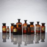 1738 8536 Apoteksflaskor